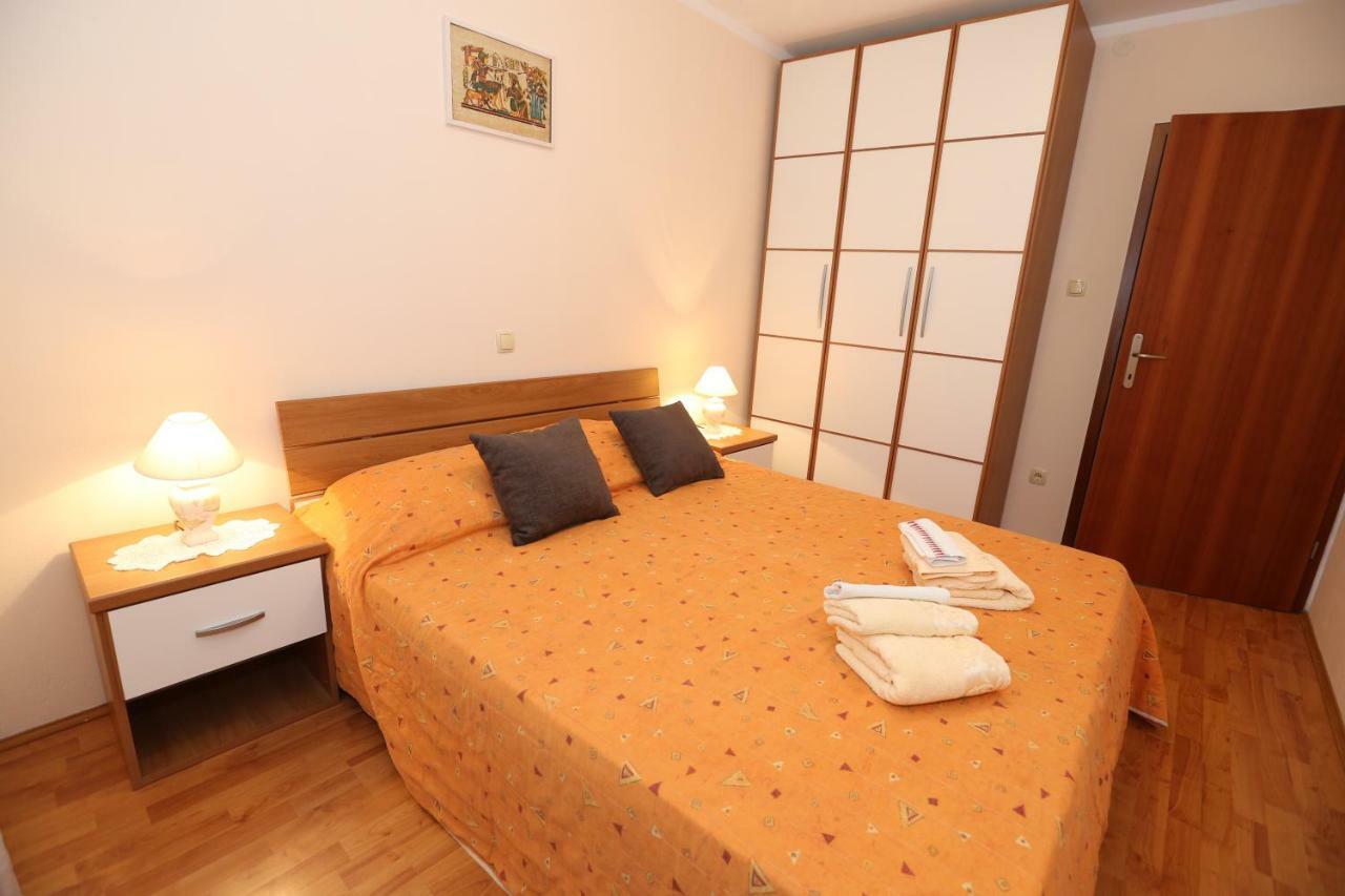 Apartment By The Sea Baška Екстериор снимка