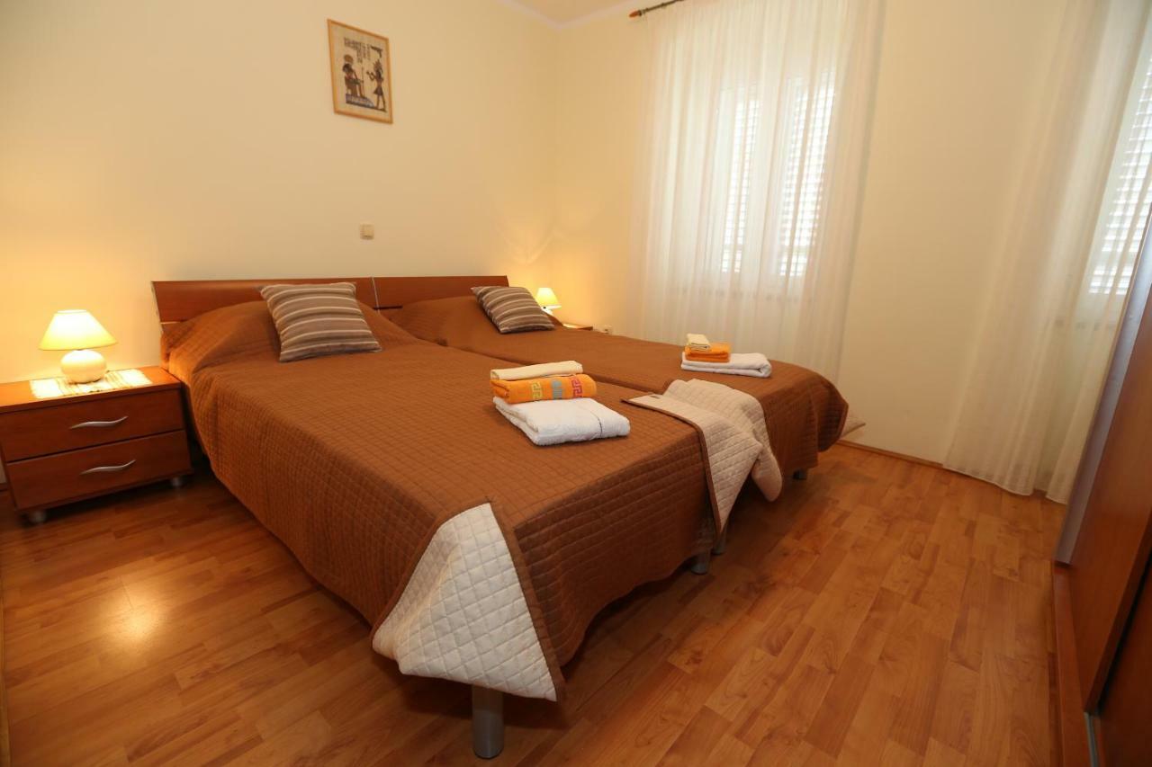 Apartment By The Sea Baška Екстериор снимка